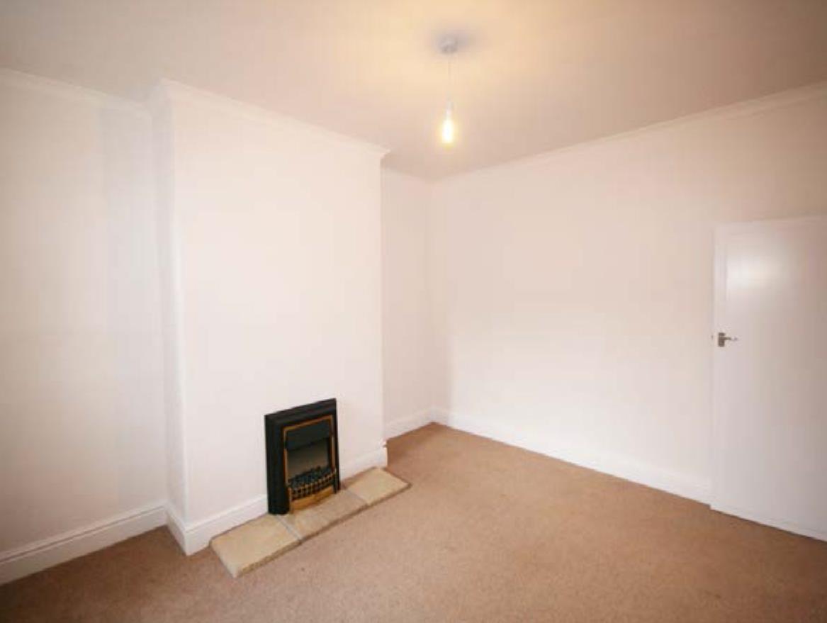 4 bedroom terraced house To Let in Barnoldswick - 12oakterracebarnoldswick-5.jpg